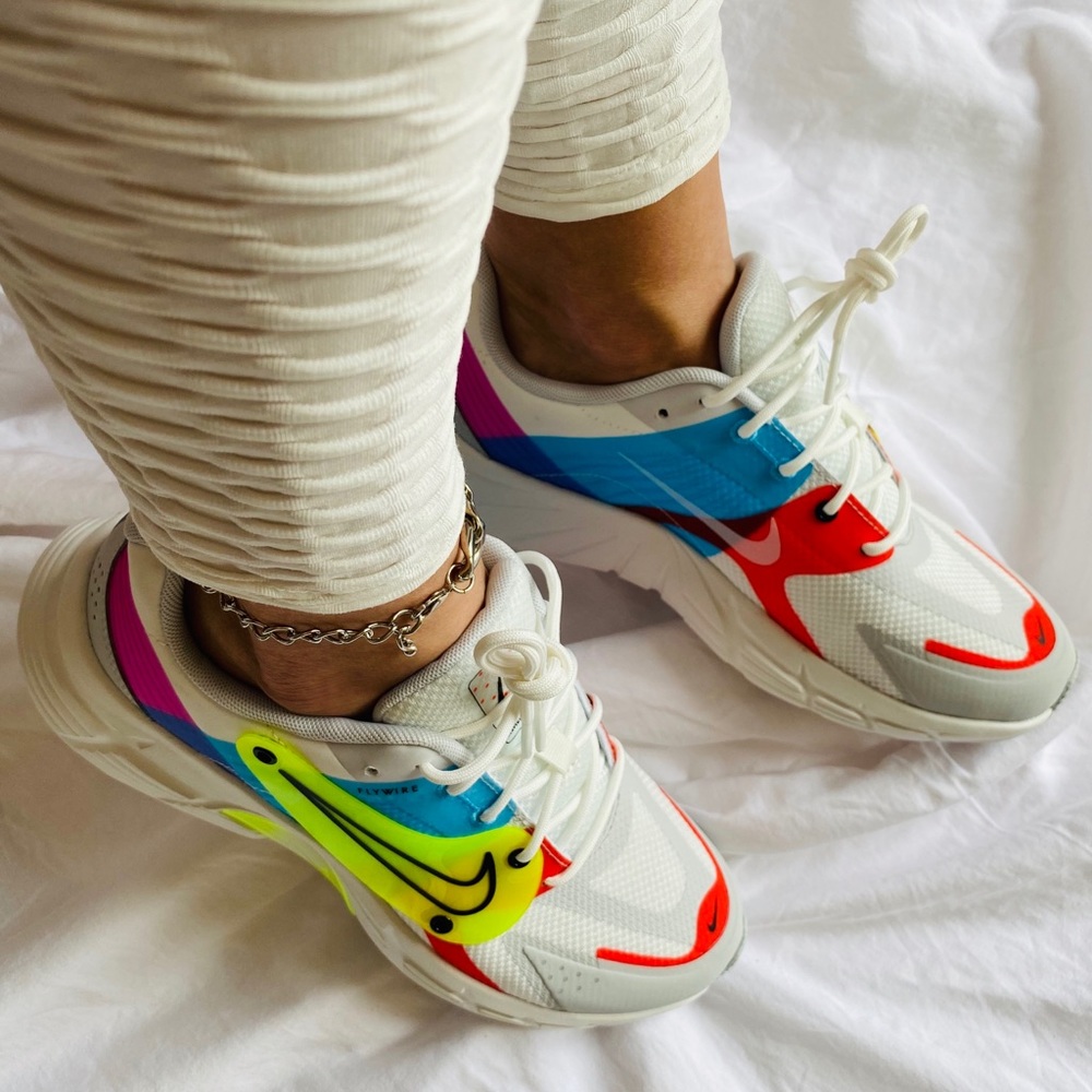 NWT Nike Alphina 5000 shoes - Picture 3 of 8